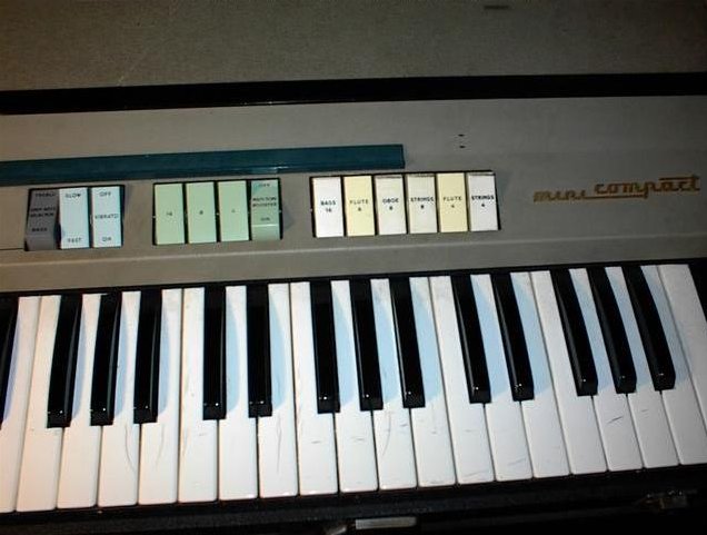 Combo Organ Heaven: Farfisa Compact